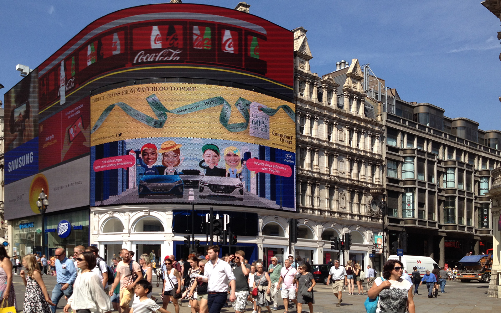 Piccadilly Circus 20 August 2016